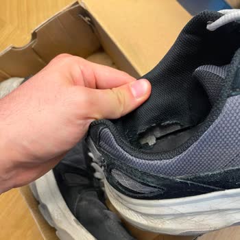 Skechers Ayakkabının İç Astarının Hızlı Yırtılması Ve Kullanıcı Hatası İddiası