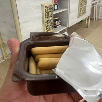 Migros Kartal Şubesinden Alınan Nutella & GO Ürünü Açıldığında Küflü Çıktı