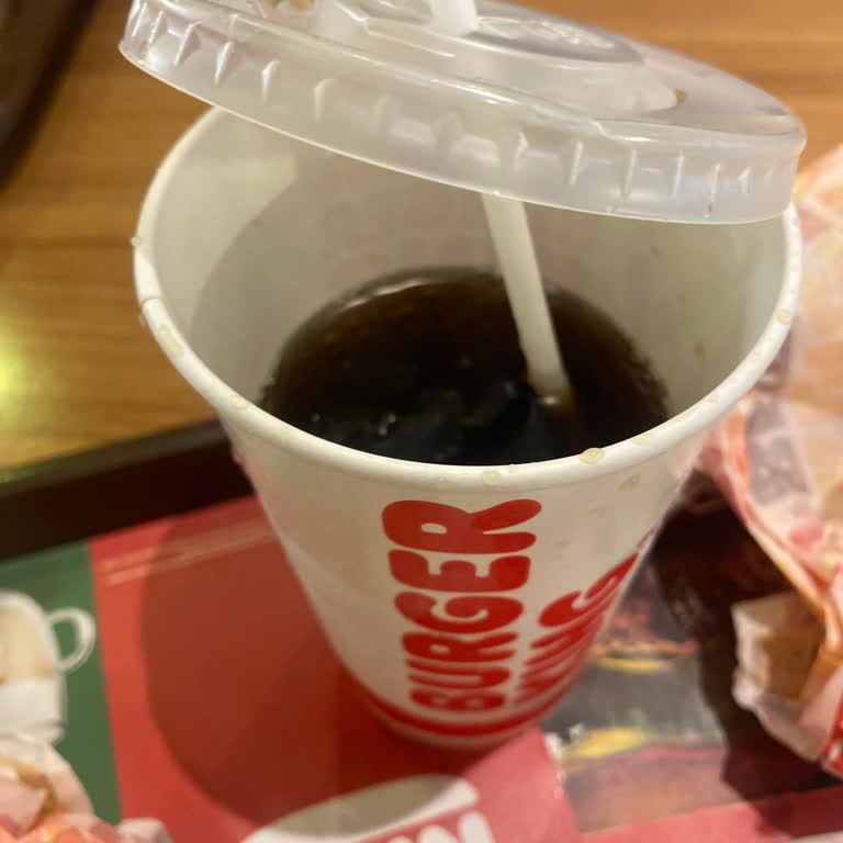 1.247 TL'lik Big King Menüsü Lezzetsiz Köfte Ve Gazsız Kola