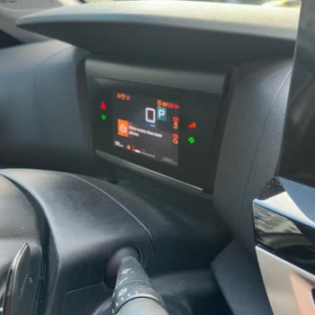 Motor Arızaları Ve Uzun Süreli Yanıtsızlık Nedeniyle Citroen C4 Değişim Talebi
