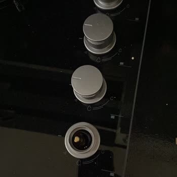 Kırık Düğme Ve Geciken Yedek Parça Teslimatı Simfer Ocağını Düğün Öncesi Kullanılamaz Hale Getiriyor