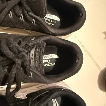 Skechers Arch Fit Ayakkabısında Kısa Sürede Topuk Yırtığı Ve Satıcıların Kullanıcı Hatası İddiası