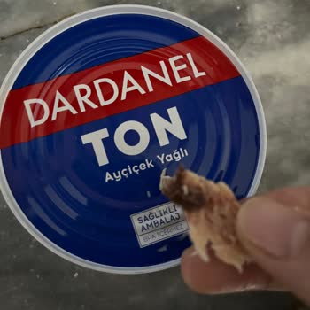 Dardanel Ton Konservede Kemik Ve Kan Parçası: Sağlık Riski