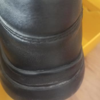 Topuk Açılan Ayakkabıda Üretim Hatası Ve Kırıcı Mağaza Davranışı İade Talebi