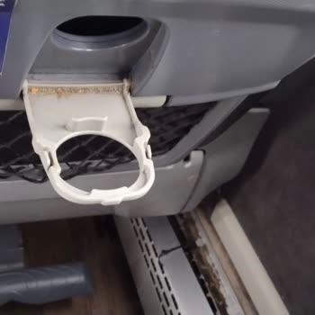 Metro Turizm’in Kirli Otobüsü Çocuğumuzun Sağlığını Tehlikeye Soktu