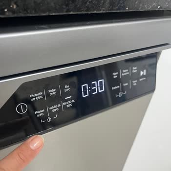 Arçelik Bulaşık Makinesinin Kapak Açma Özelliği Yanıltıcı Ve HomeWhiz Bağlantısı Çalışmıyor