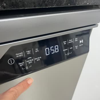 Arçelik Bulaşık Makinesinin Kapak Açma Özelliği Yanıltıcı Ve HomeWhiz Bağlantısı Çalışmıyor