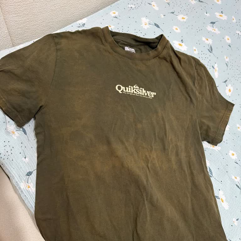 In Street Quiksilver Tişörtte Renk Ağarması Ürün Değişimi Talebi