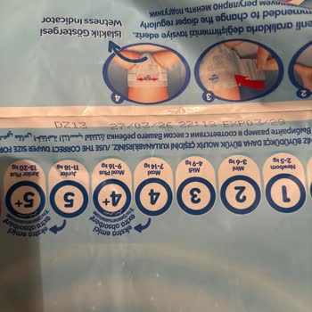 6 Numaralı Molfix Bebek Bezinde Üretim Hatası Ve Sızıntı