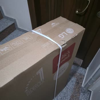 Hasarlı Kutu İle Gelen LG OLED TV Değişim Talebi