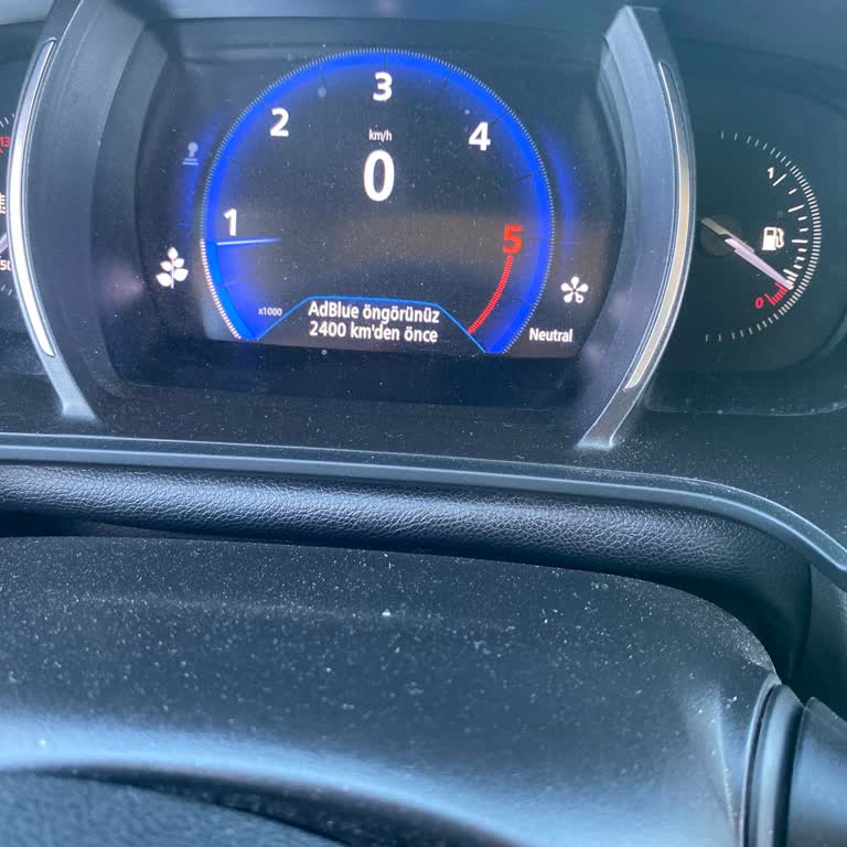 AdBlue Deposu Dolu Olmasına Rağmen Uyarı Veriyor Ve Ücretsiz Yazılım Güncellemesi Talep Ediyorum