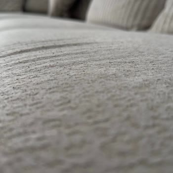 Kumaş Tiftiklenmesi Ve İplik Atması Normal Diyorlar, Ayıplı L Köşe Takımı