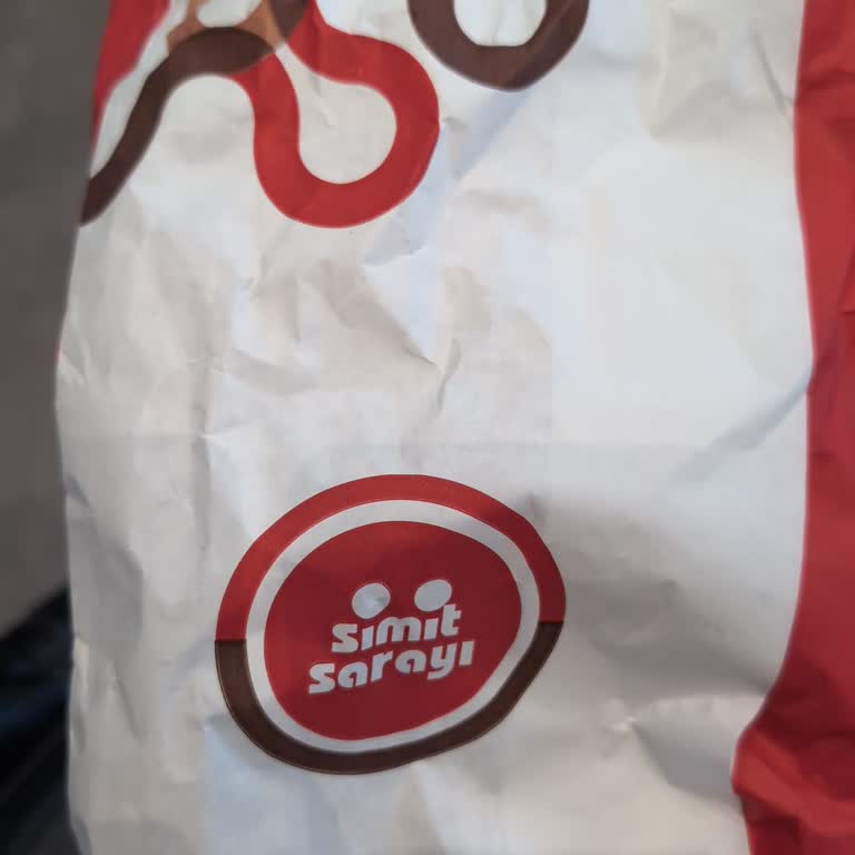 Sabiha Gökçen Havalimanı Şubesinde Simit Sarayı’nın Kalitesiz Simiti