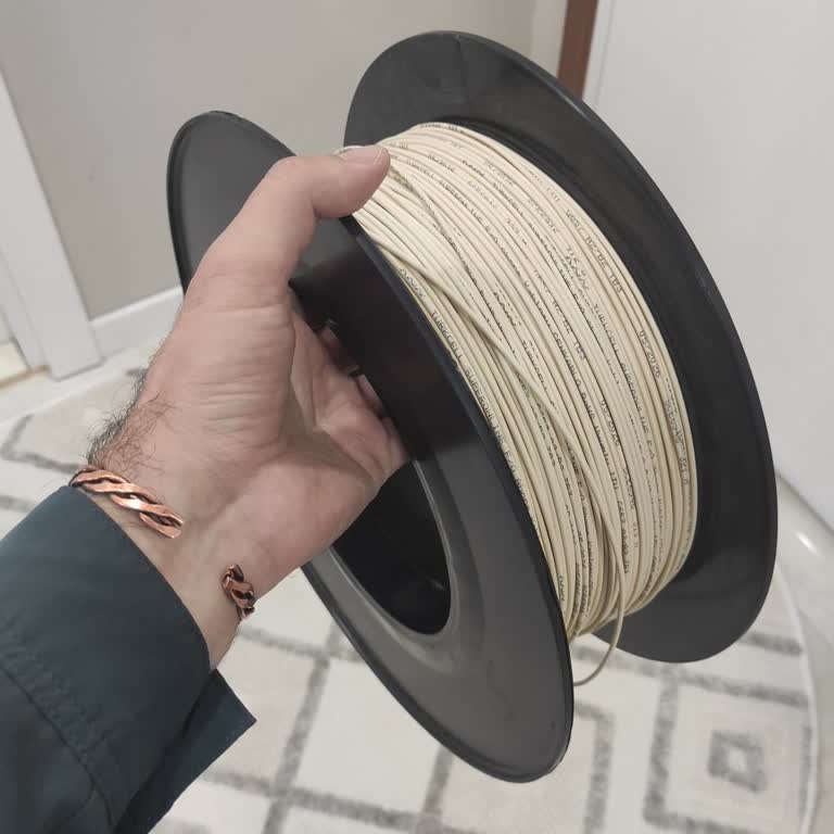 Modem Yer Değişikliği Ücretsiz Olmalı, 750 TL Ücreti İptal Ve Unutulan Fiber Kablo Alınsın