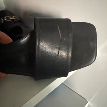 Derimod Terlikte Kısa Sürede Deformasyon Ve İade Reddi
