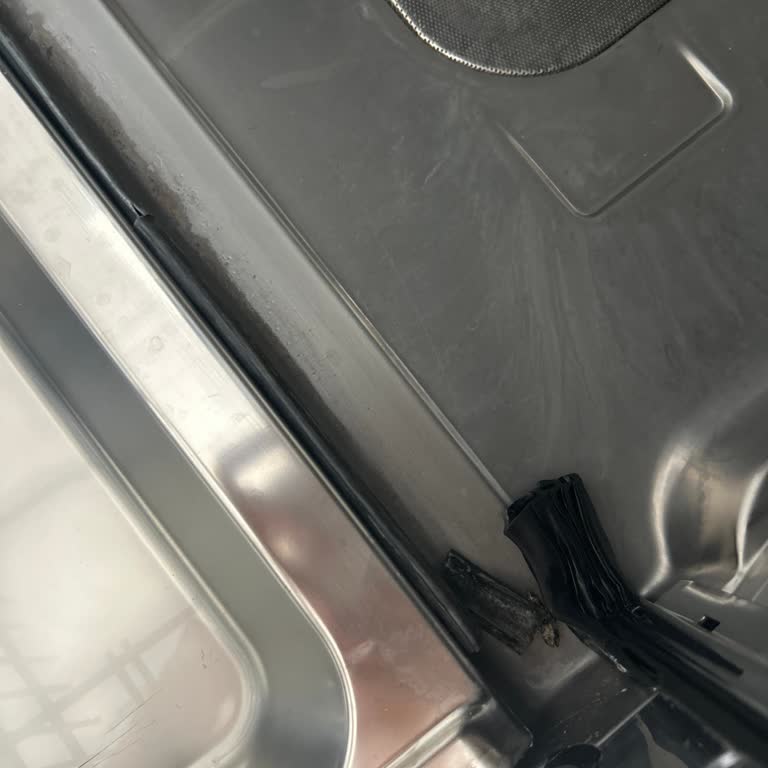 Samsung Bulaşık Makinesinin Kritik Contası Üretim Dışı Ve Kullanılamaz