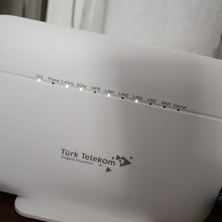 İnternet Kesintisi Uzaktan Çalışma Ve Eğitimde Mağduriyet Yaratıyor