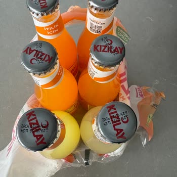 Kızılay İçecek Aynı Paket İçinden Çıkan Ürünlerin Bariz Renk Farkı