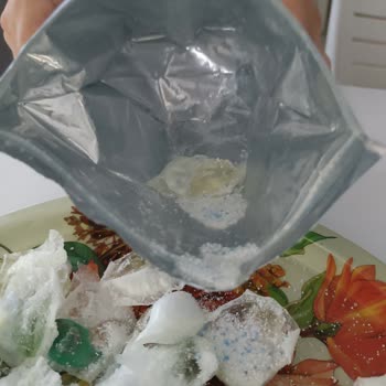 Aqua Bor Kapsülleri Açılır Açılmaz Patlamış Ve Kullanılamaz