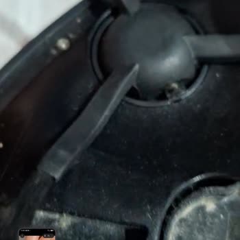 Robot Süpürge Bakımı Yapılmadı, Kirli Ve Parça Değişimi Yok, Kargo Ücreti Bize Yansıtıldı