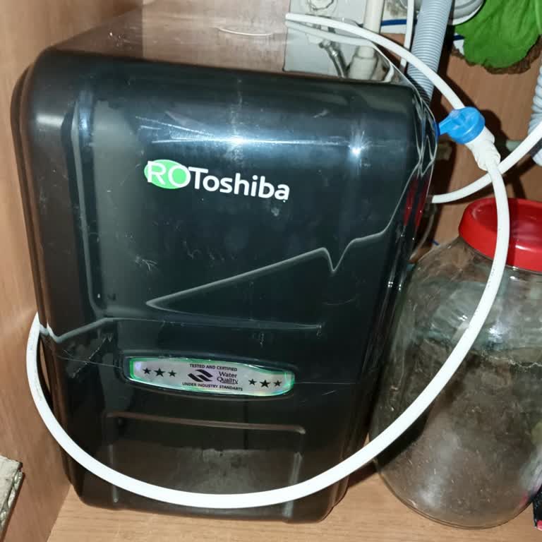 Robo Sebili Su Performansı Yetersiz Ve Tank Boş Gibi Işık Yanıyor, İade İstiyorum