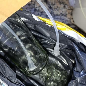 Kırık Cam Yağlık Ve Paketsiz Gönderim Nedeniyle Uzayan Çözüm Süreci