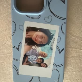 Fotoğrafı Yanlış Kırpılan Telefon Kılıfı İçin Ücretsiz Yeniden Gönderim Ve İade Talebi