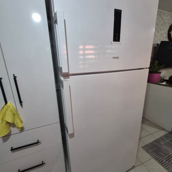 Vestel Buzdolabı Anakartı Arızalı, Servis Gecikmesi Ve Gıdalar Bozuldu