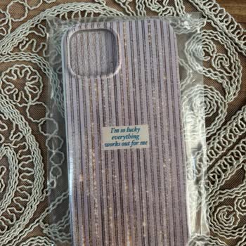 Pixsycase Kılıflardan Çok Ağır Ve Rahatsız Edici Bir Koku Geliyor