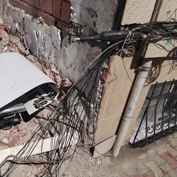 Fiziksel Kablo Kopması Nedeniyle İnternet Kesintisi Ve Acil Çözüm Talebi