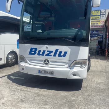 Klimasız Araçta Saygısız Sürücü Tutumu Uşak Yolculuğunda Yolcuları Güvensiz Bıraktı
