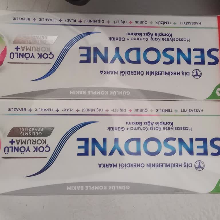 Alerjik Reaksiyon Yaratan Sensodyne Diş Macunu İçin Gratis'ten Yanıt Bekliyorum