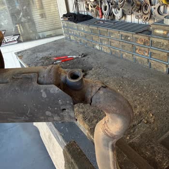 Honda Doğu Batı Servis Egzoz Hasarı Ve Garanti Reddi