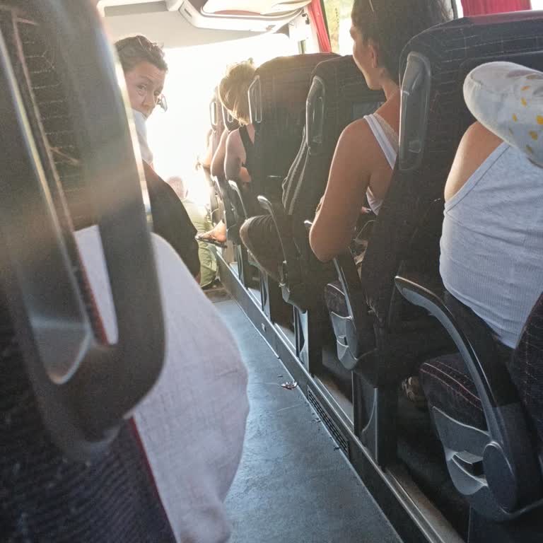 Geç Kalan Otobüs, Karışık Koltuk Düzeni Ve Klima Arızası Annemin Sağlığını Tehlikeye Attı