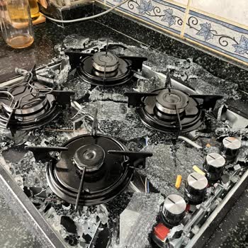 Patlayan Ocak Ve Servisin Cevapsızlığı