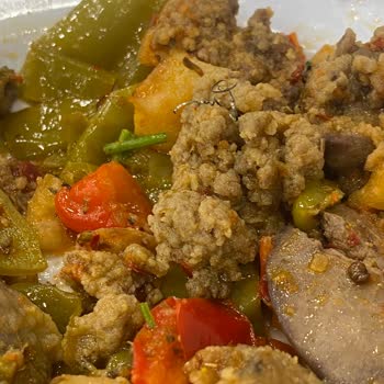 Hastane Kafesinde Yemeğe Bulaşık Telinin Karışması