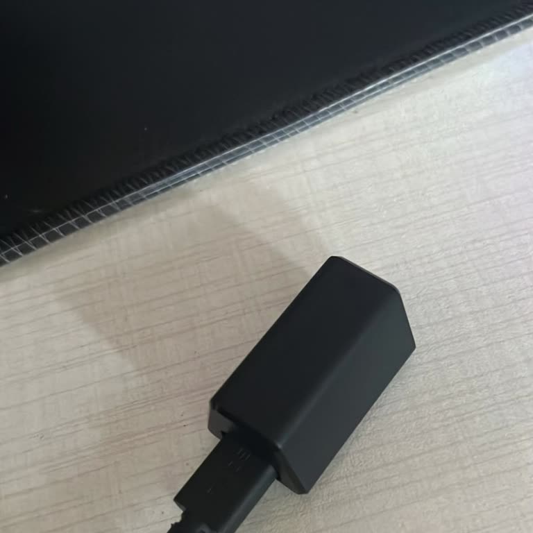 Bozuk Dongle Ve Oyalayıcı Müşteri Hizmeti Nedeniyle İade Talebi