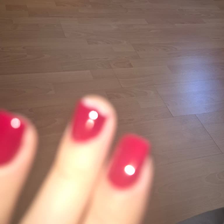 Kısa Sürede Kırılan Tırnak Protezi Ve Ücret İadesi Talebi