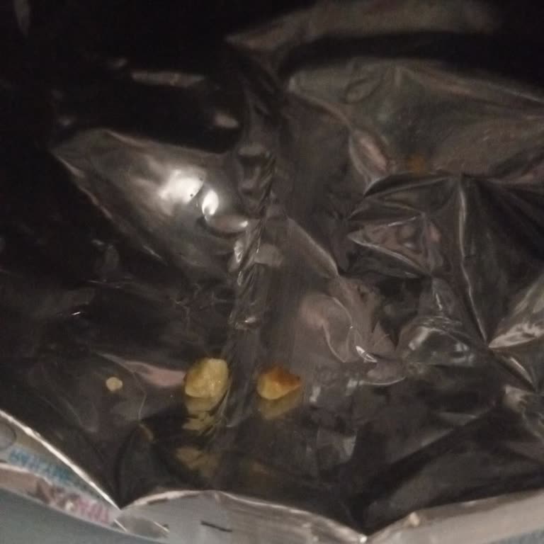 Lay's Cipsinde Taş Benzeri Cisim Bulundu