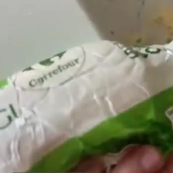 Carrefour SA Küflü Tereyağı Hem İçinde Hem Dışında!