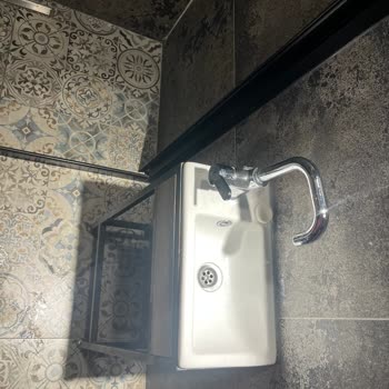 İnternetteki Oda Görselleri Gerçek Koşullarla Uyuşmuyor Ve Çözüm Bulunamıyor
