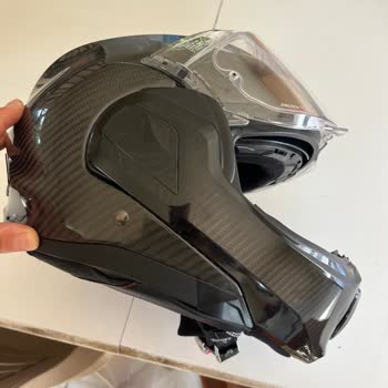 Hjc Motosiklet Ekipmanları F100 Carbon Kaskta Sorun Yaşama