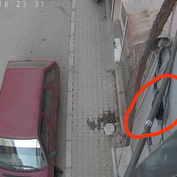 İzin Almadan Dış Cepheye İnternet Kutusu Montajı Şikayeti