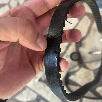 Odak Opel’in Dikkatsiz Bakımı Sonucu Triger Kayışında Aşınma Ve 18.000 TL Ek Masraf