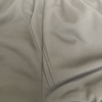 Nike Eşofmanda Arka Kısımda İp Kaçması Üretim Hatası Olmadığı Söylenerek İade Reddi