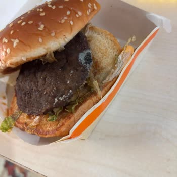 McDonald's Nilüfer Balkan Şubesinde Küflü Hamburger Ve Gıda Güvenliği İhlali