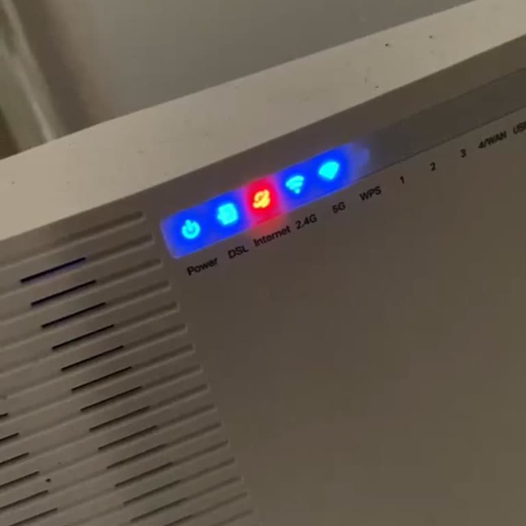 İnternet Bağlantısının Sürekli Kesilmesi Ve Müşteri Hizmetlerine Ulaşılamaması