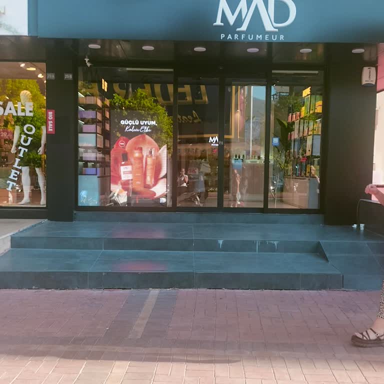 Müşteri Şikayeti: Mağaza Personel Davranışı