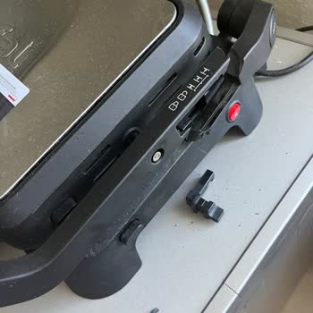 Tefal Tost Makinesinin Kapağı Kırıldı; Ayıplı Ürün Ve Garanti Talebi