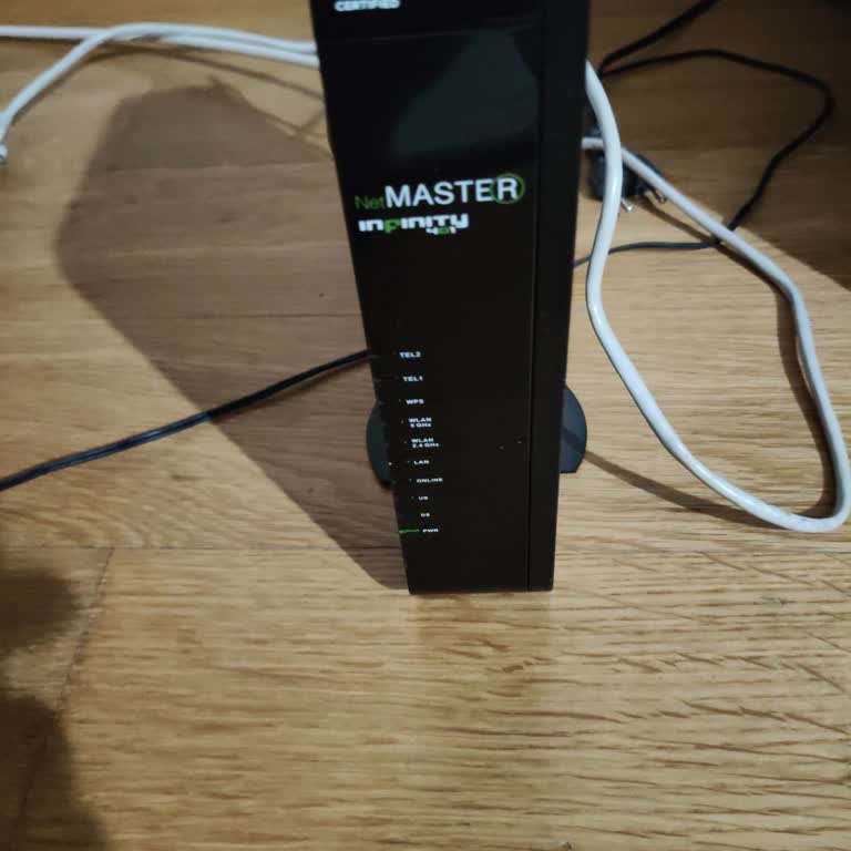 Bir Haftadır Çözülemeyen İnternet Kesintisi Ve Teknik Ekip Gelmemesi